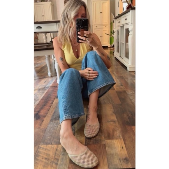 Reformation Melly Flat Mesh Jelly Mule in Fawn Rhinestone Mesh Size 8 / 7.5 - Picture 14 of 16